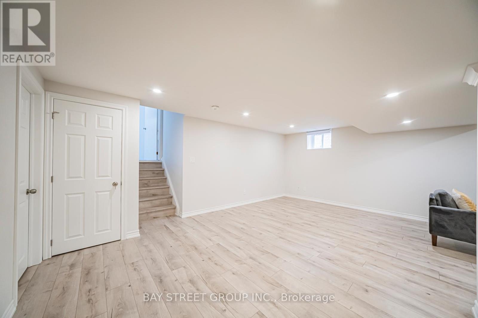 Lower - 1520 Brentano Boulevard, Mississauga, Ontario  L4X 1A4 - Photo 20 - W12931592