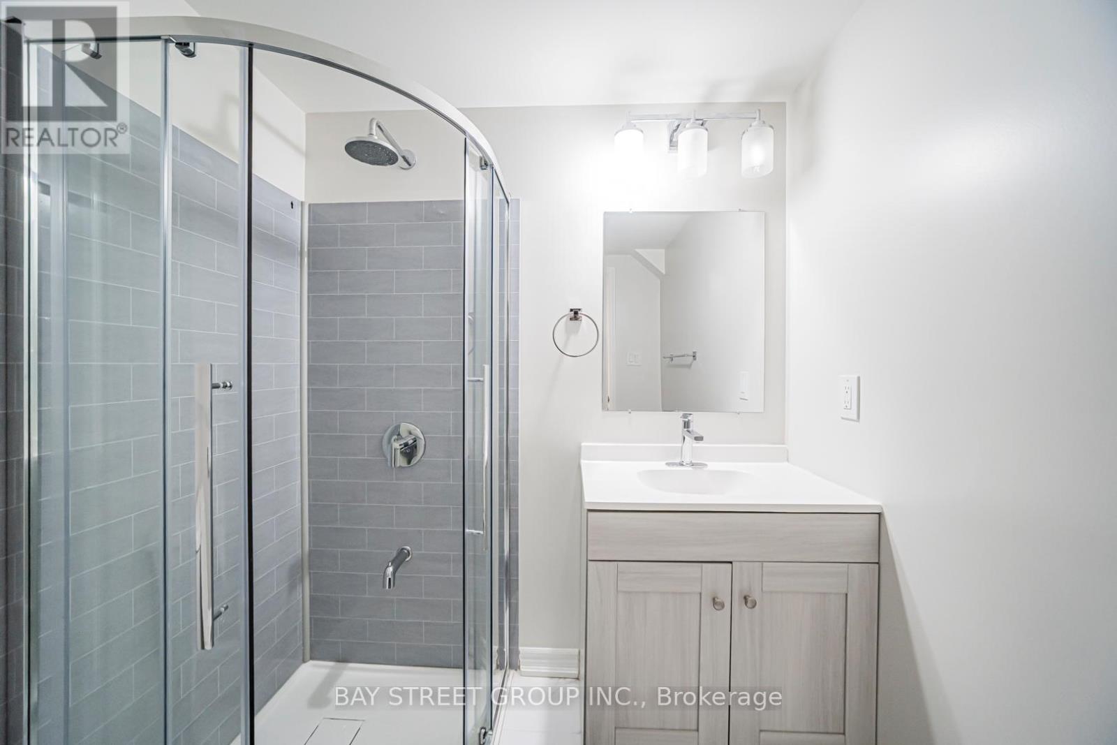 Lower - 1520 Brentano Boulevard, Mississauga, Ontario  L4X 1A4 - Photo 28 - W12931592