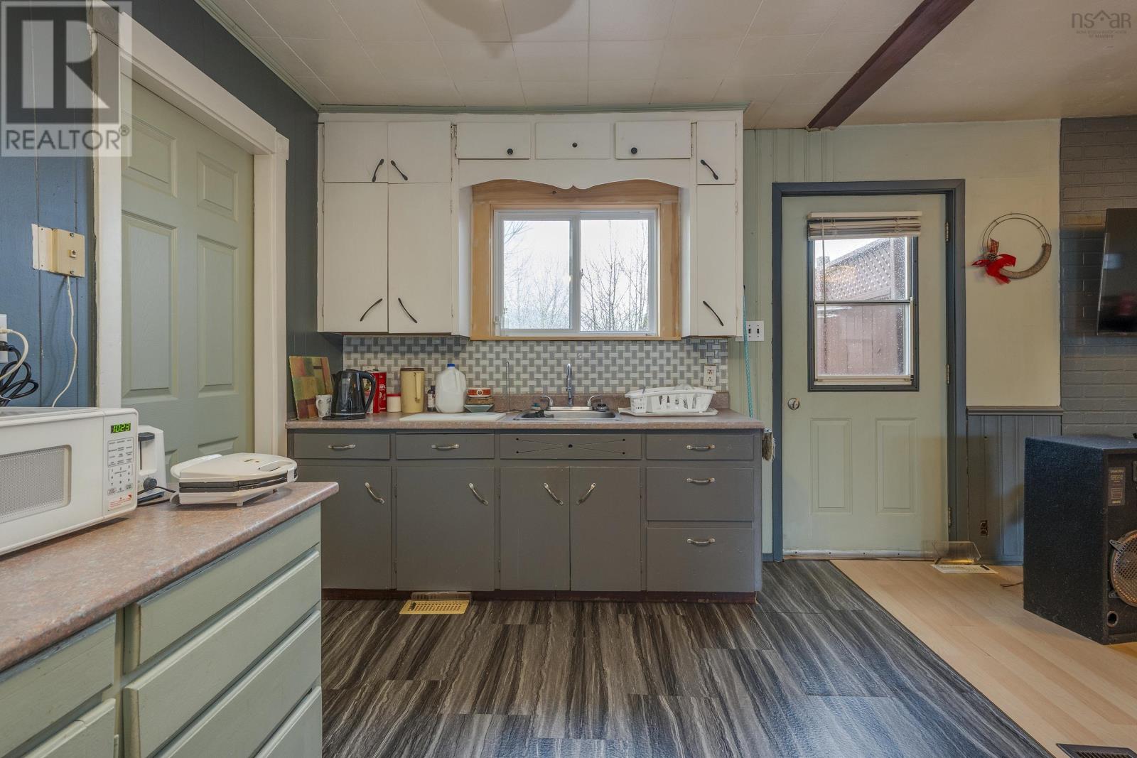 10014 221 Highway, Habitant, Nova Scotia  B0P 1H0 - Photo 11 - 202605595