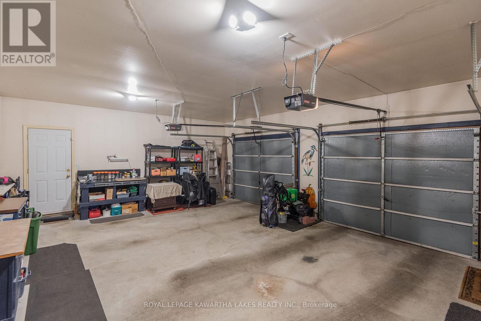 29 Midland Drive, Kawartha Lakes, Ontario  K9V 6B9 - Photo 38 - X12931634