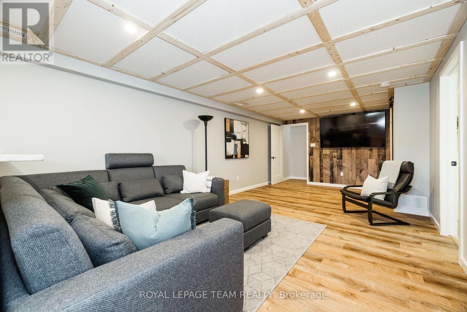 10625 Loughlin Ridge Road, North Dundas, Ontario  K0E 1S0 - Photo 32 - X12931624