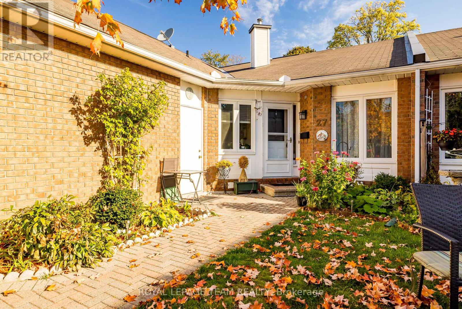 27 Pine Needles Court, Ottawa, Ontario  K2S 1G5 - Photo 35 - X12931628