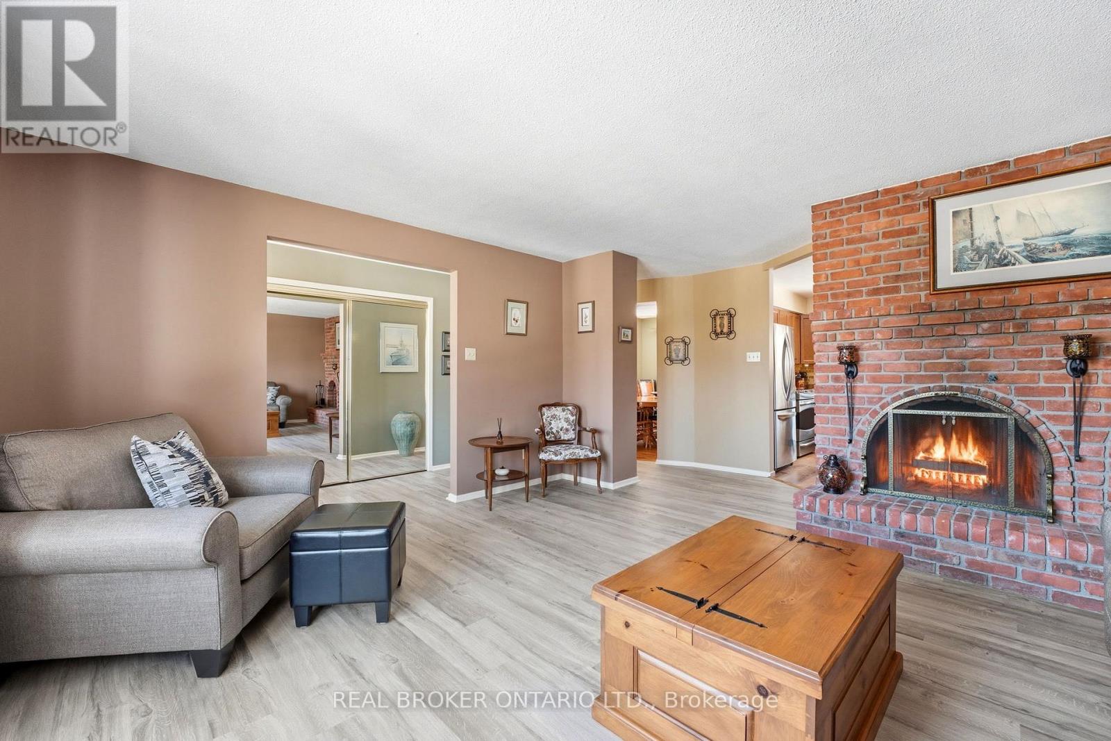 109 Highview Drive, Ottawa, Ontario  K0A 3M0 - Photo 8 - X12917182