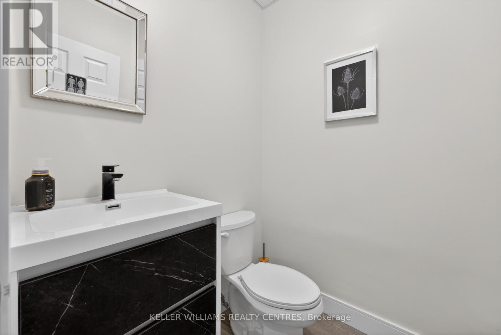 21 - 570 Hood Road, Markham, Ontario  L3R 4G7 - Photo 8 - N12931632