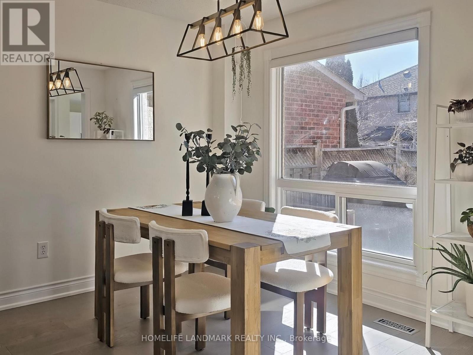 213 Montebello Avenue, Vaughan, Ontario  L4H 1L9 - Photo 10 - N12929180