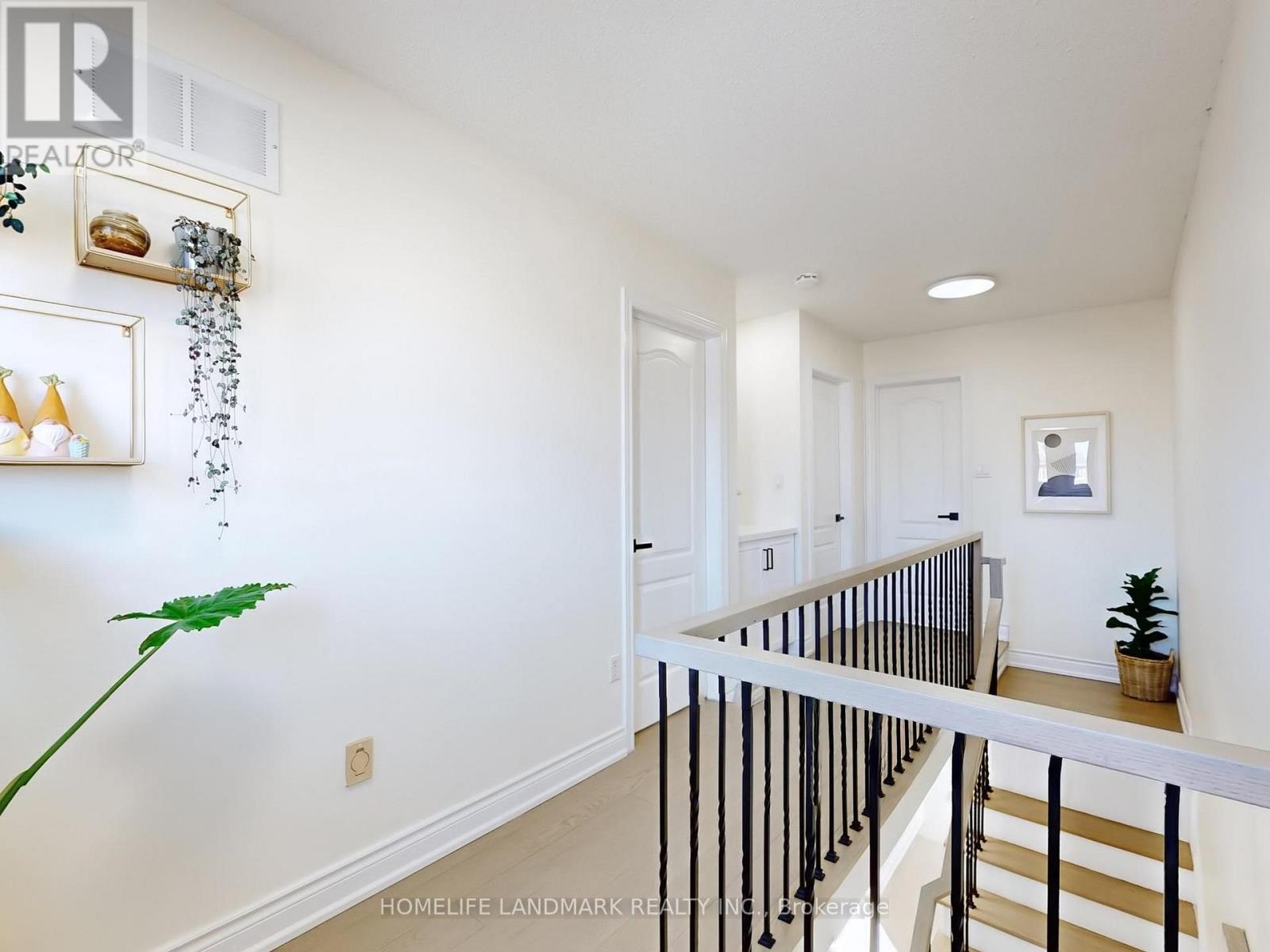 213 Montebello Avenue, Vaughan, Ontario  L4H 1L9 - Photo 18 - N12929180