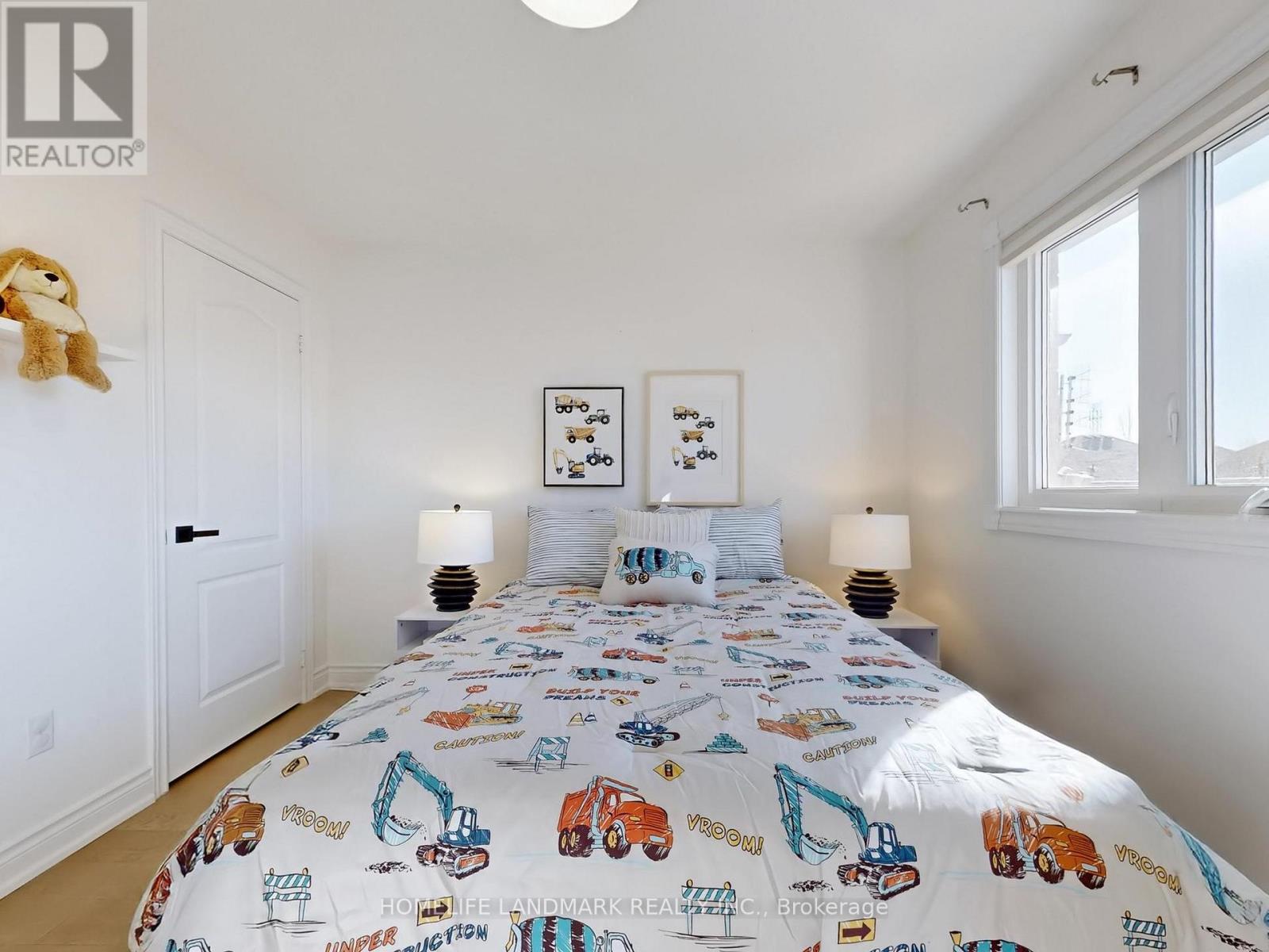 213 Montebello Avenue, Vaughan, Ontario  L4H 1L9 - Photo 28 - N12929180