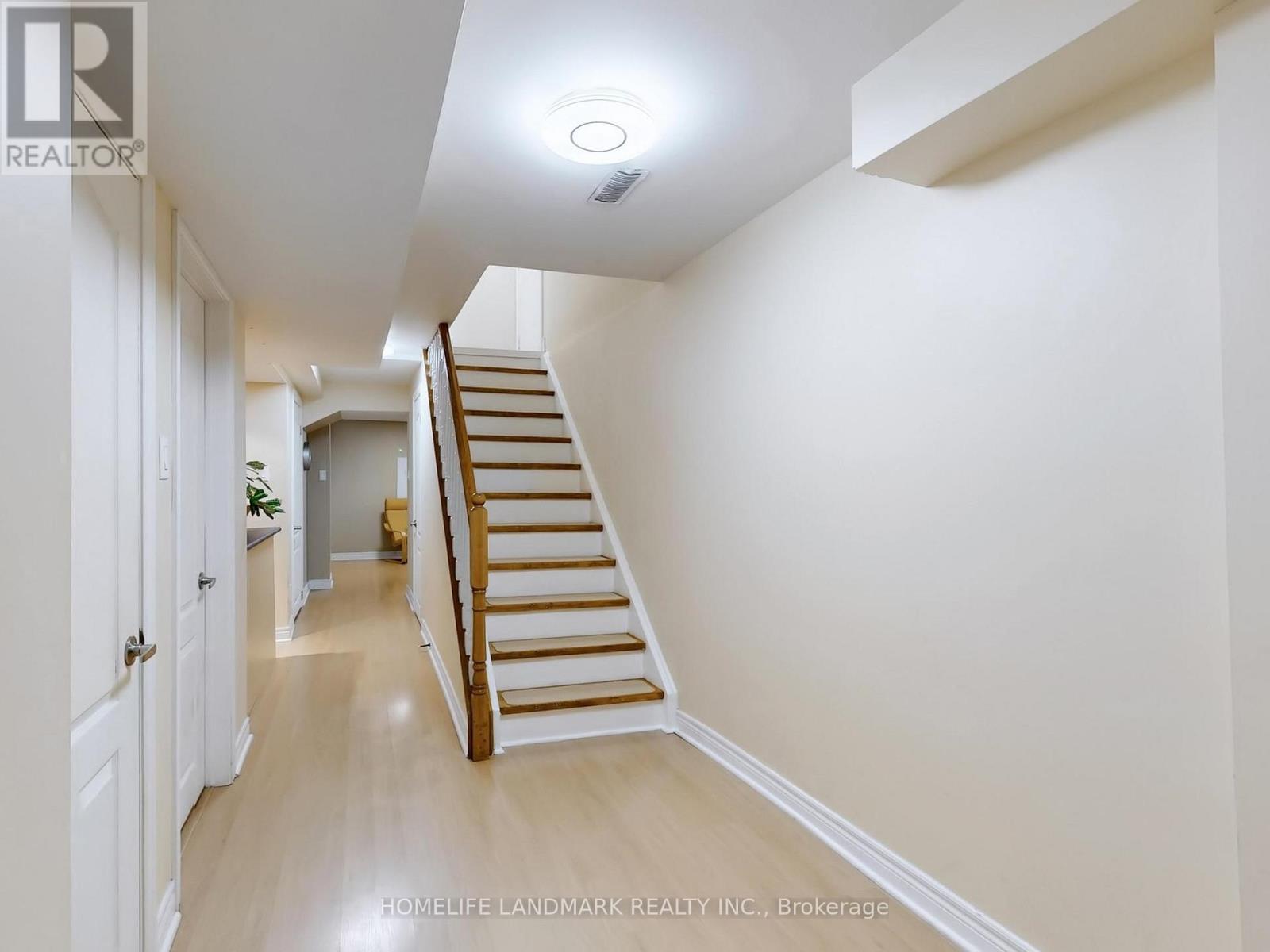 213 Montebello Avenue, Vaughan, Ontario  L4H 1L9 - Photo 31 - N12929180