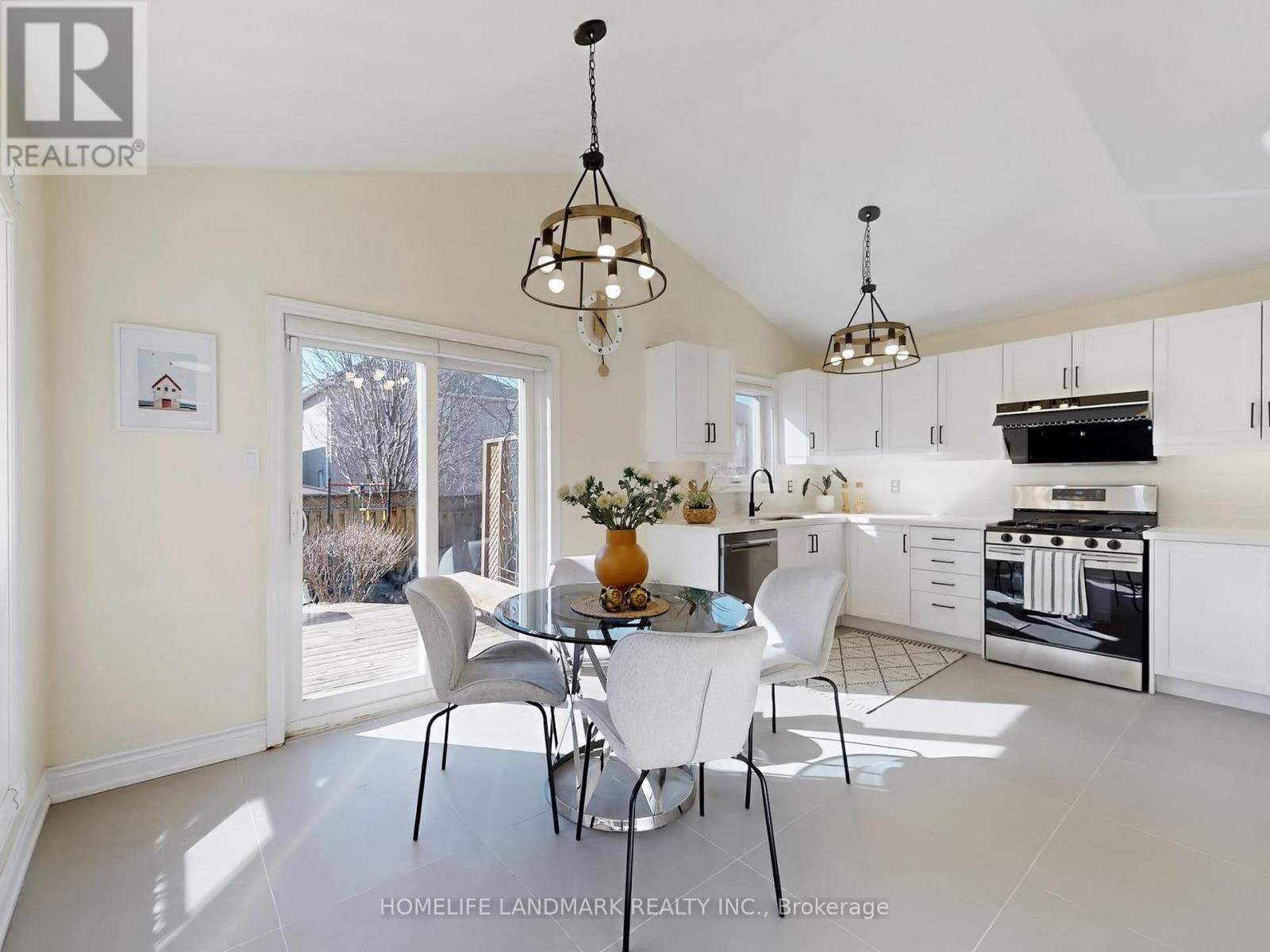 213 Montebello Avenue, Vaughan, Ontario  L4H 1L9 - Photo 44 - N12929180