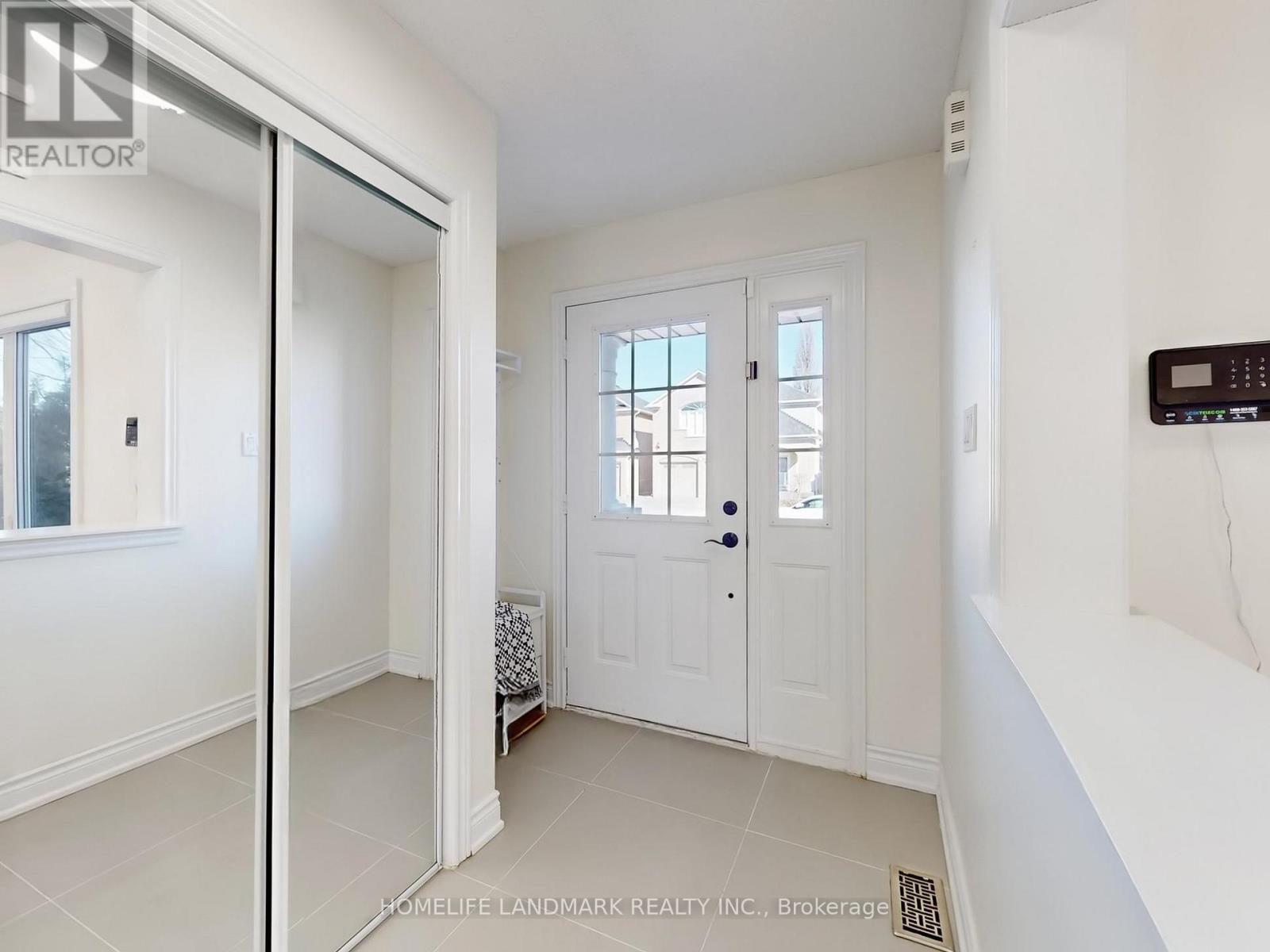 213 Montebello Avenue, Vaughan, Ontario  L4H 1L9 - Photo 46 - N12929180