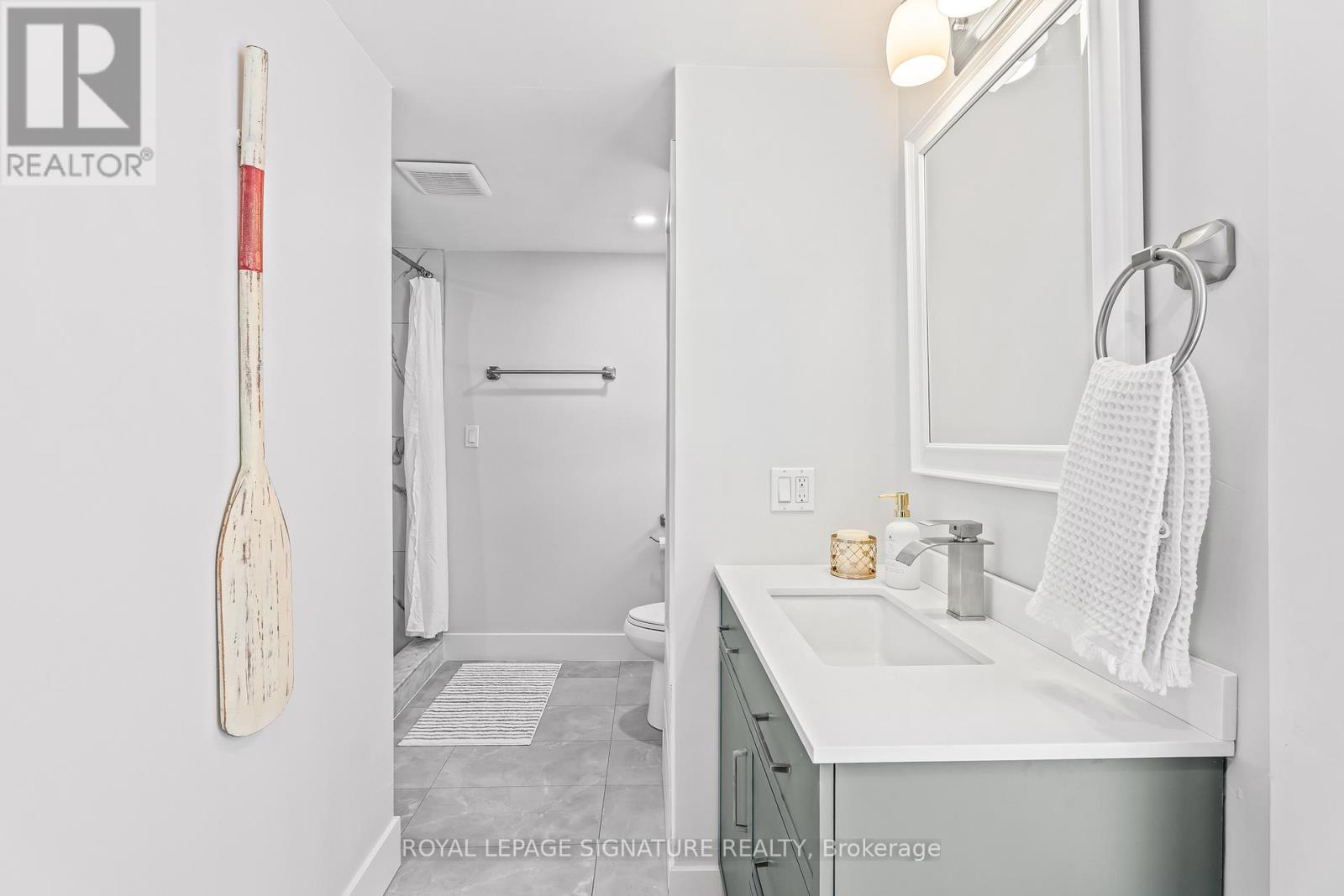 68 Forest Harbour Parkway, Tay, Ontario  L0K 2C0 - Photo 17 - S12867722