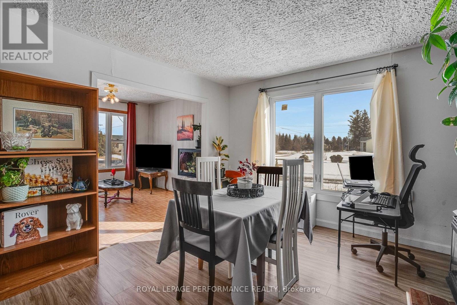 2082 Sandy Hill Road, Champlain, Ontario  K0B 1K0 - Photo 19 - X12910902