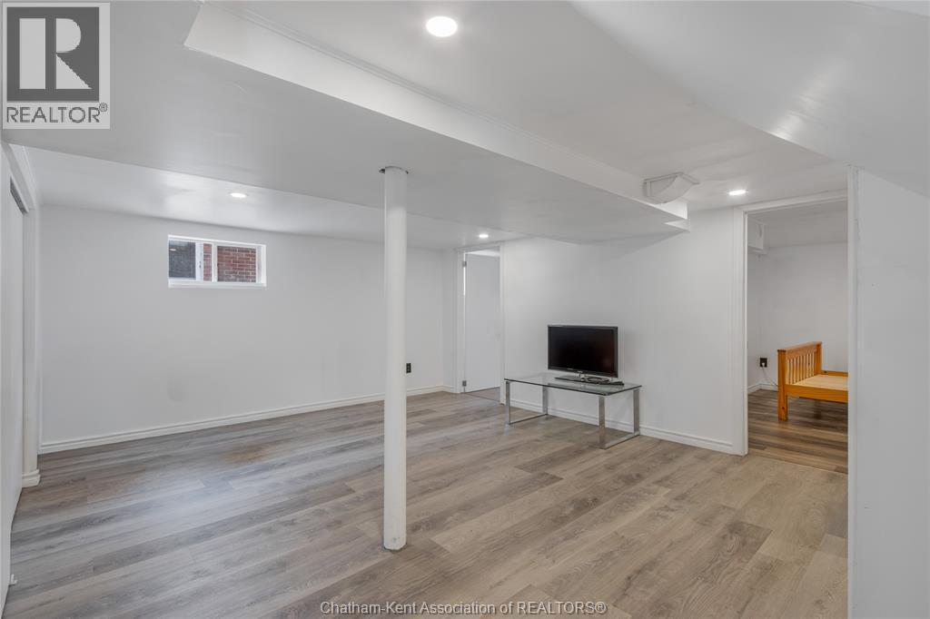 33 Wilson Avenue, Chatham, Ontario  N7L 1K8 - Photo 19 - 26006348