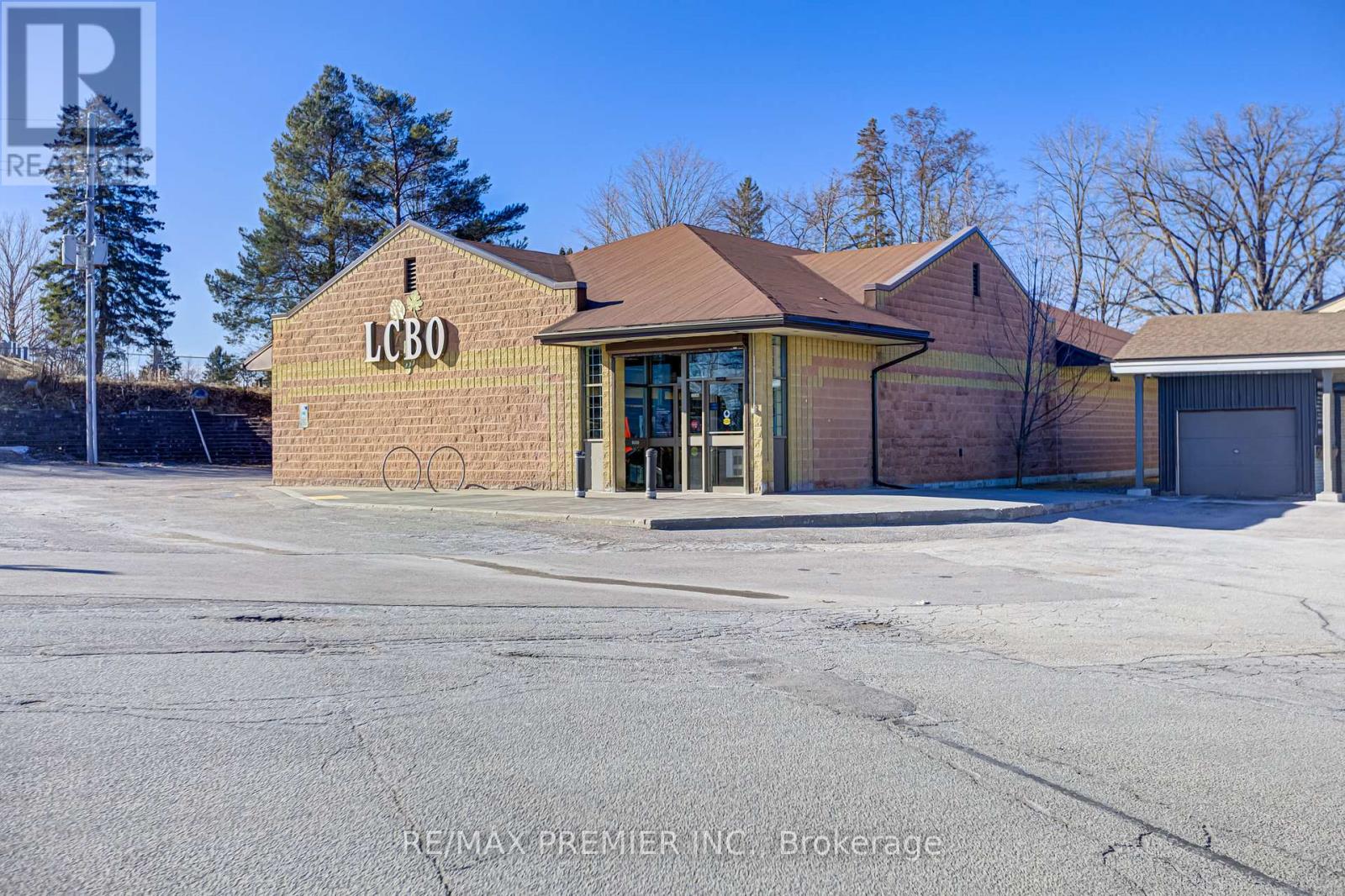 50 Dillane Drive, King, Ontario L0G 1T0 - Photo 30 - N12927616