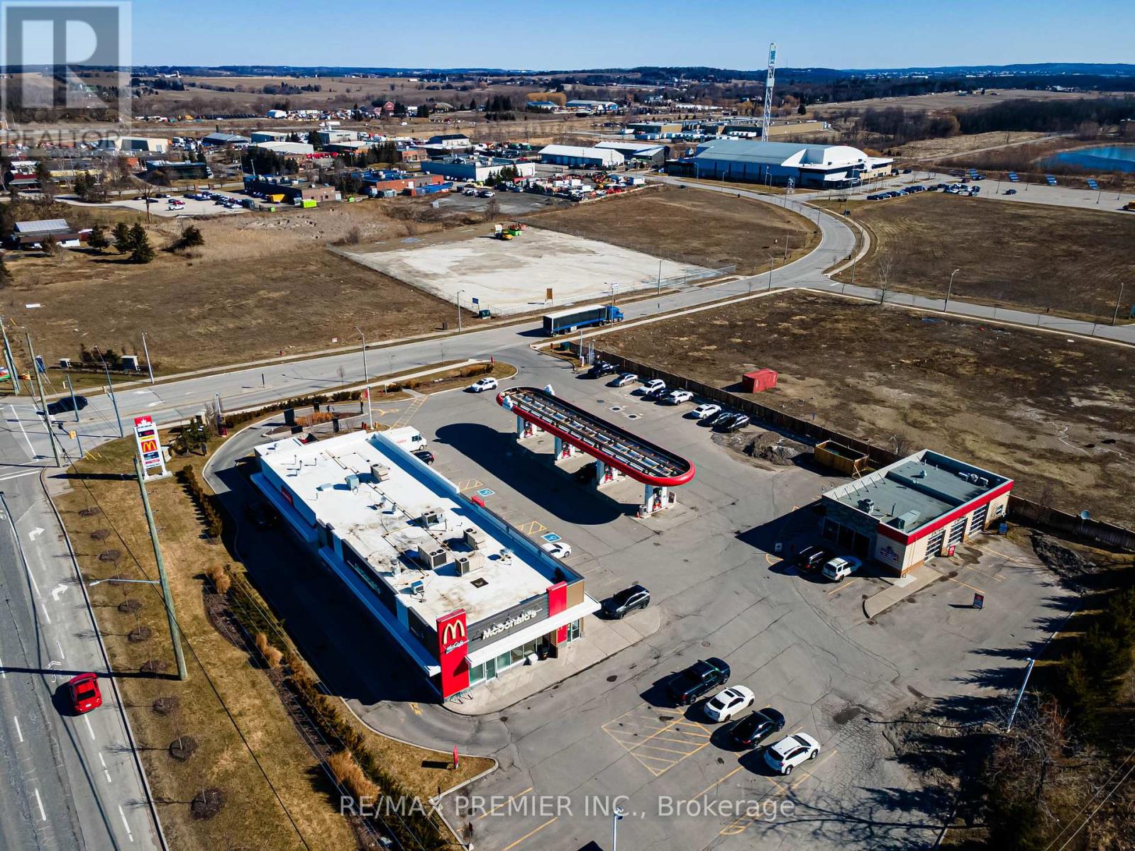 50 Dillane Drive, King, Ontario  L0G 1T0 - Photo 16 - N12927622