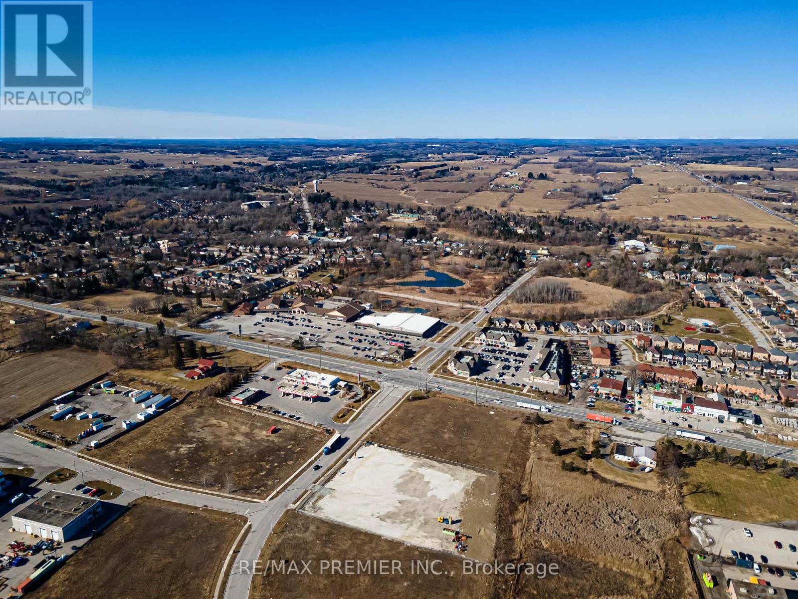 50 Dillane Drive, King, Ontario  L0G 1T0 - Photo 10 - N12927622