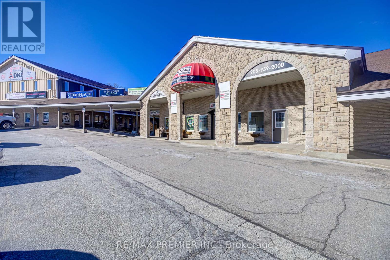 50 Dillane Drive, King, Ontario L0G 1T0 - Photo 32 - N12927616