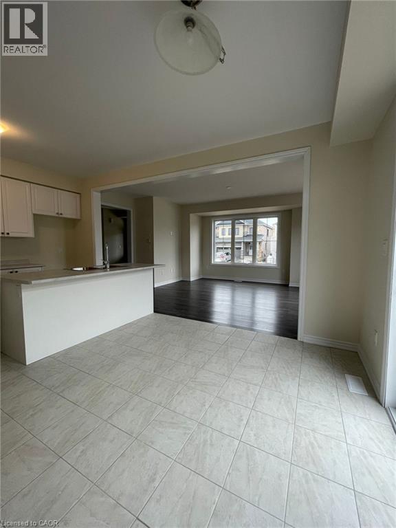 25 Buttercream Avenue, Thorold, Ontario  L2V 0L3 - Photo 7 - 40815820