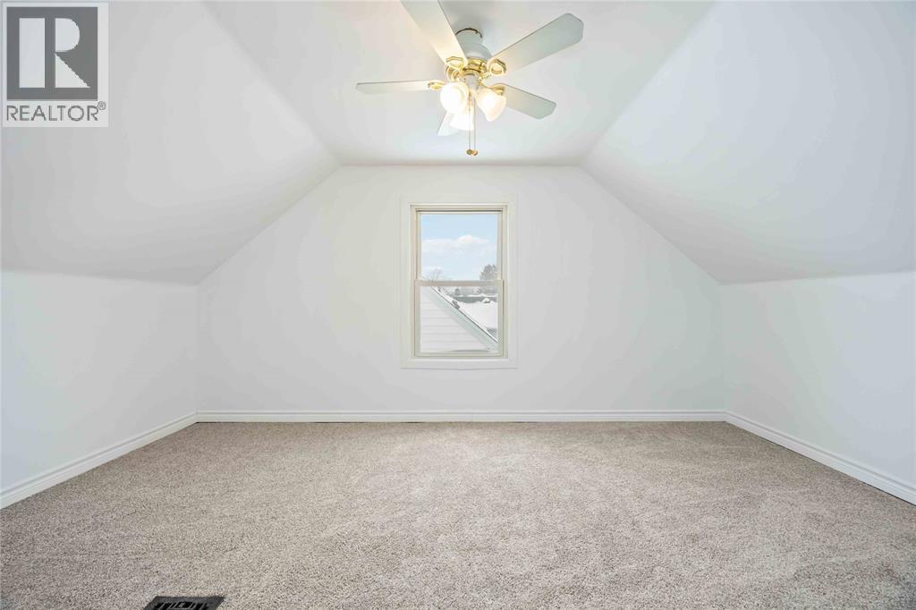 240 Gibson Street, Sarnia, Ontario N7T 3N2 - Photo 18 - 26001651