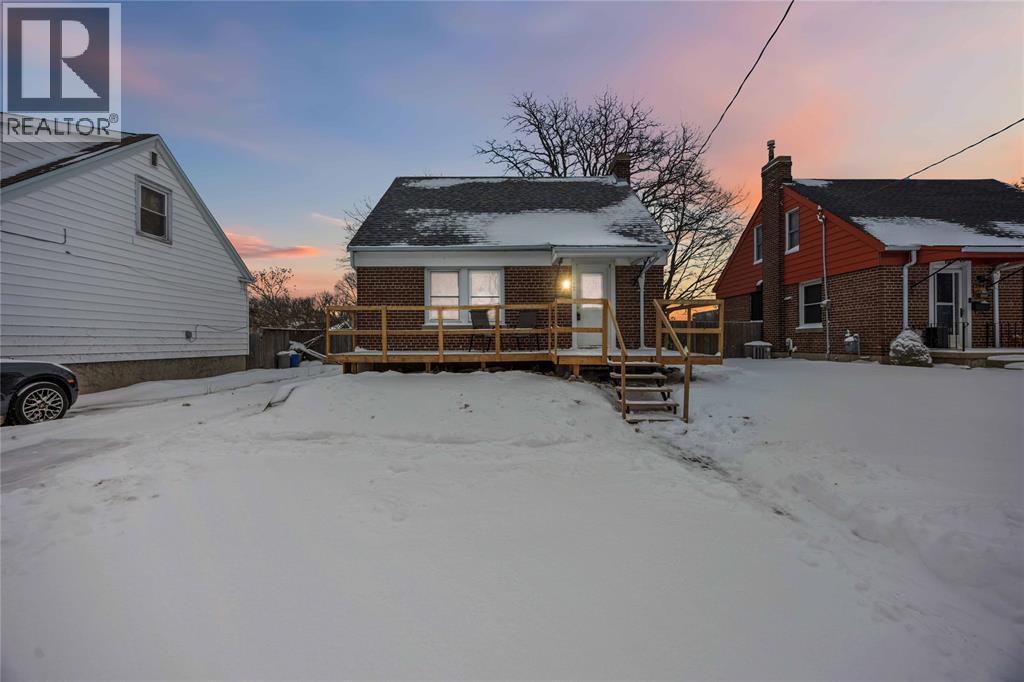 240 Gibson Street, Sarnia, Ontario N7T 3N2 - Photo 39 - 26001651