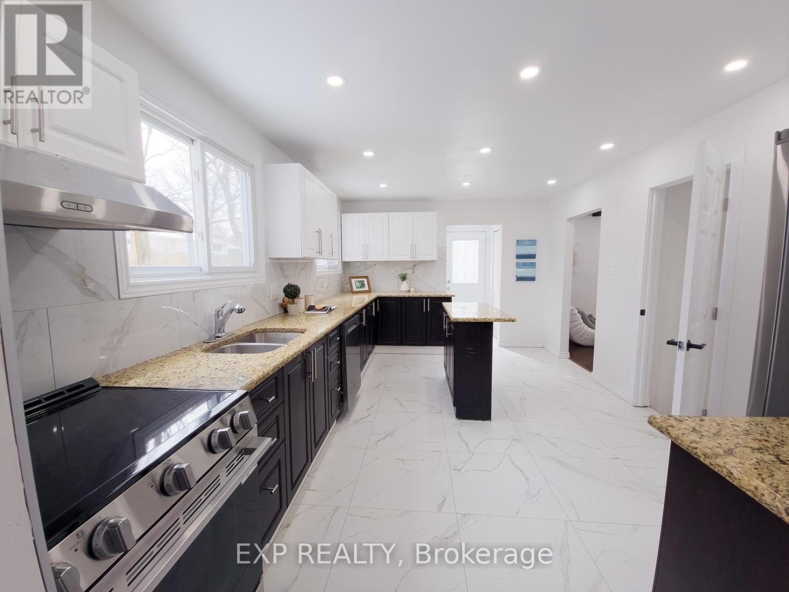 59 Bearbrook Road, Ottawa, Ontario  K1B 3H4 - Photo 10 - X12931642