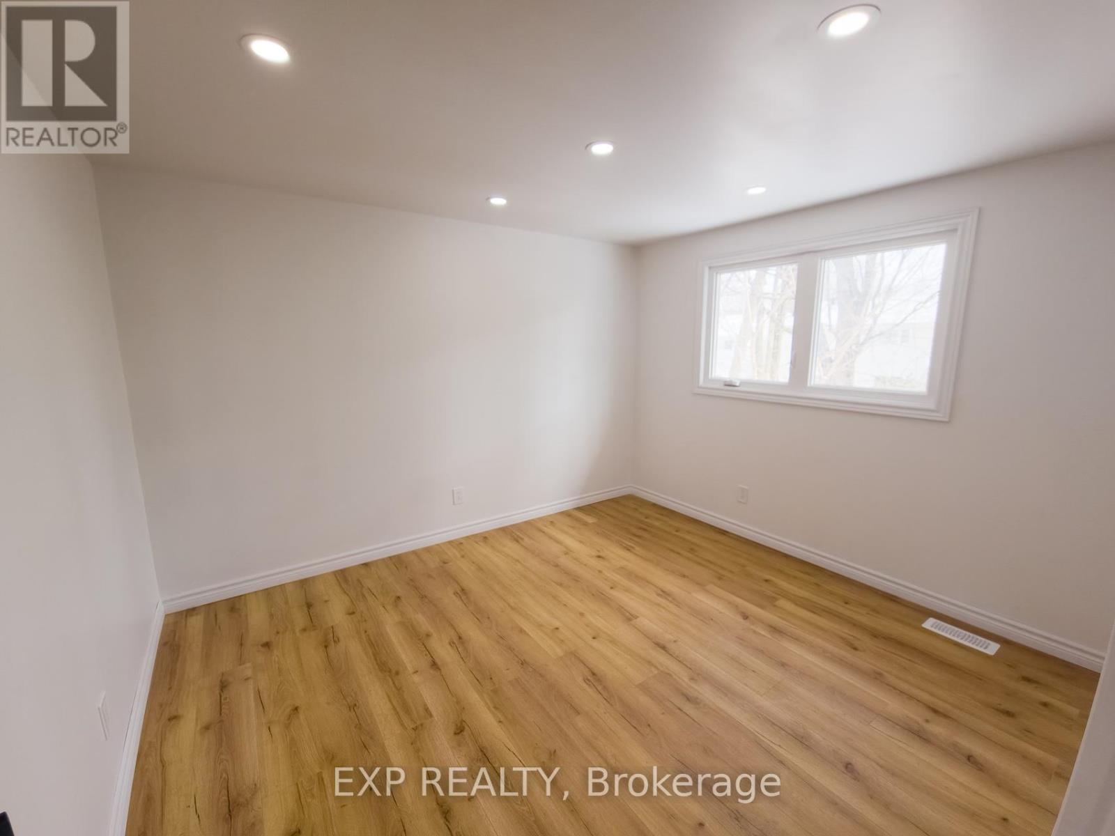 59 Bearbrook Road, Ottawa, Ontario  K1B 3H4 - Photo 25 - X12931642