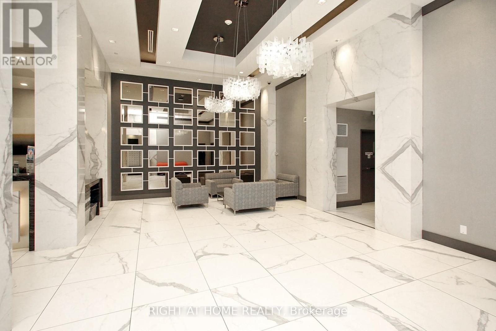 901 - 3700 Highway 7 Road, Vaughan, Ontario  L4L 0G4 - Photo 2 - N12931644