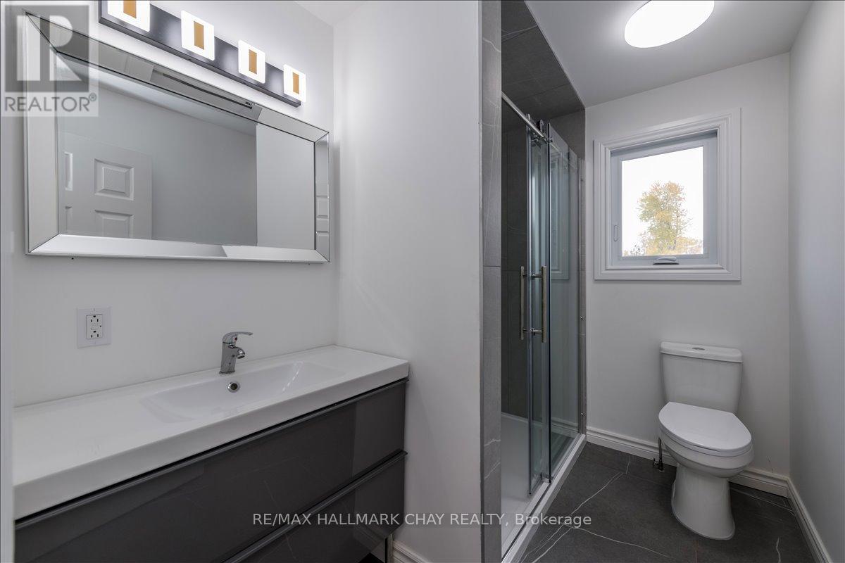 1063 Wood Street, Innisfil, Ontario  L0L 1K0 - Photo 16 - N12931646