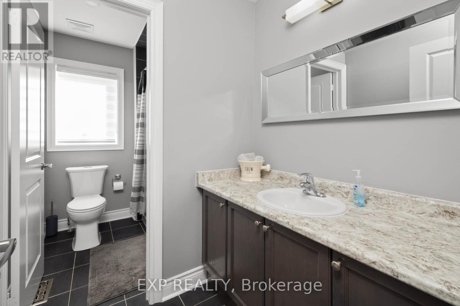 56 Lewis Avenue, Bradford West Gwillimbury, Ontario L3Z 0X2 - Photo 26 - N12457081