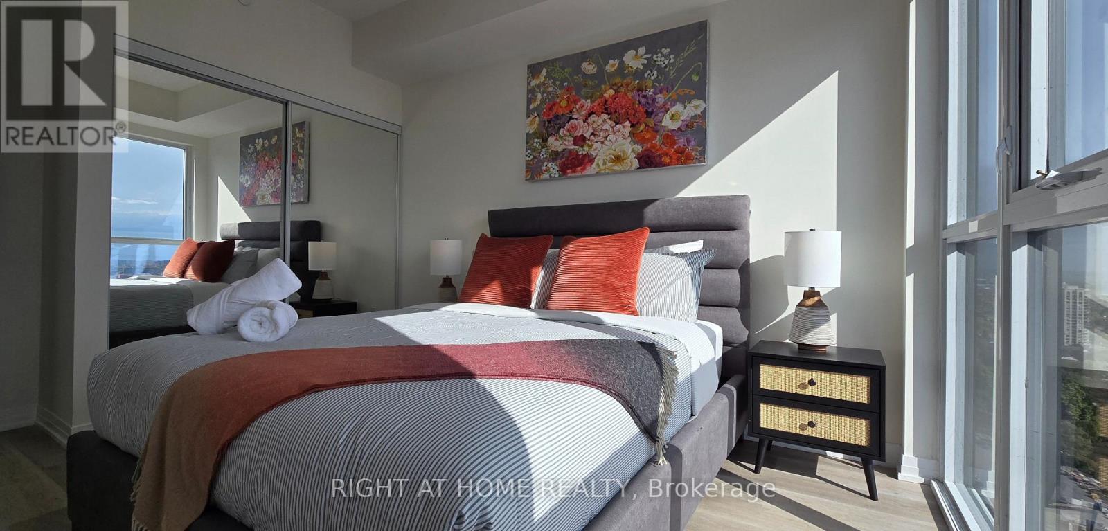 2302 - 15 Watergarden Drive, Mississauga, Ontario  L5R 0H4 - Photo 2 - W12931650