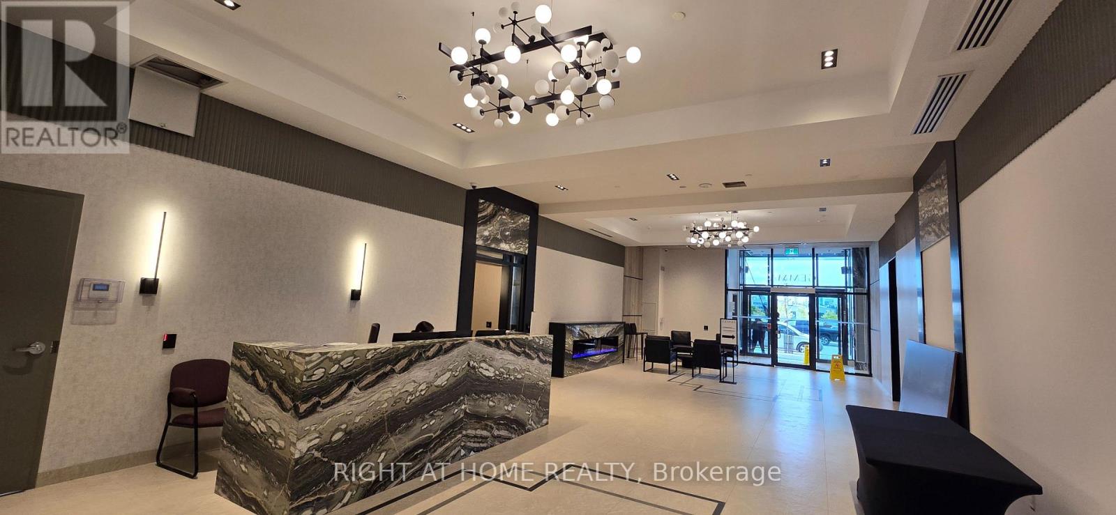 2302 - 15 Watergarden Drive, Mississauga, Ontario  L5R 0H4 - Photo 30 - W12931650