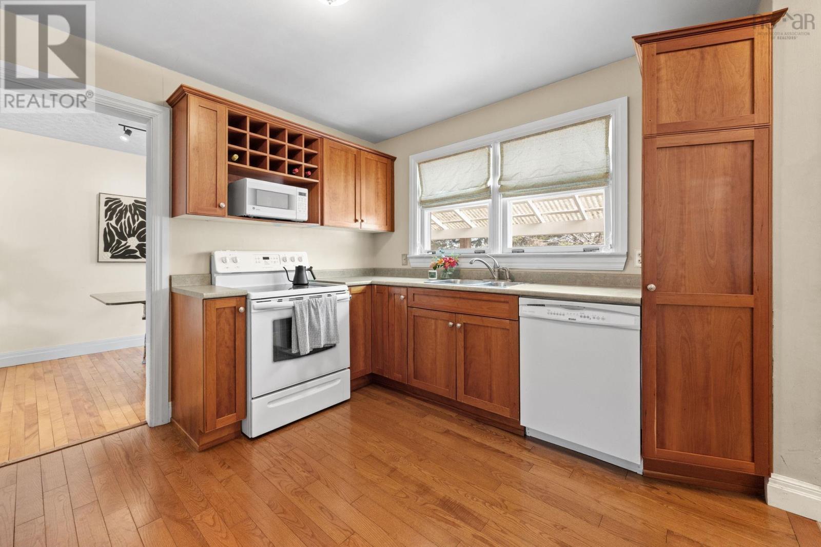 197 Pleasant Street, Truro, Nova Scotia  B2N 3S7 - Photo 12 - 202605526