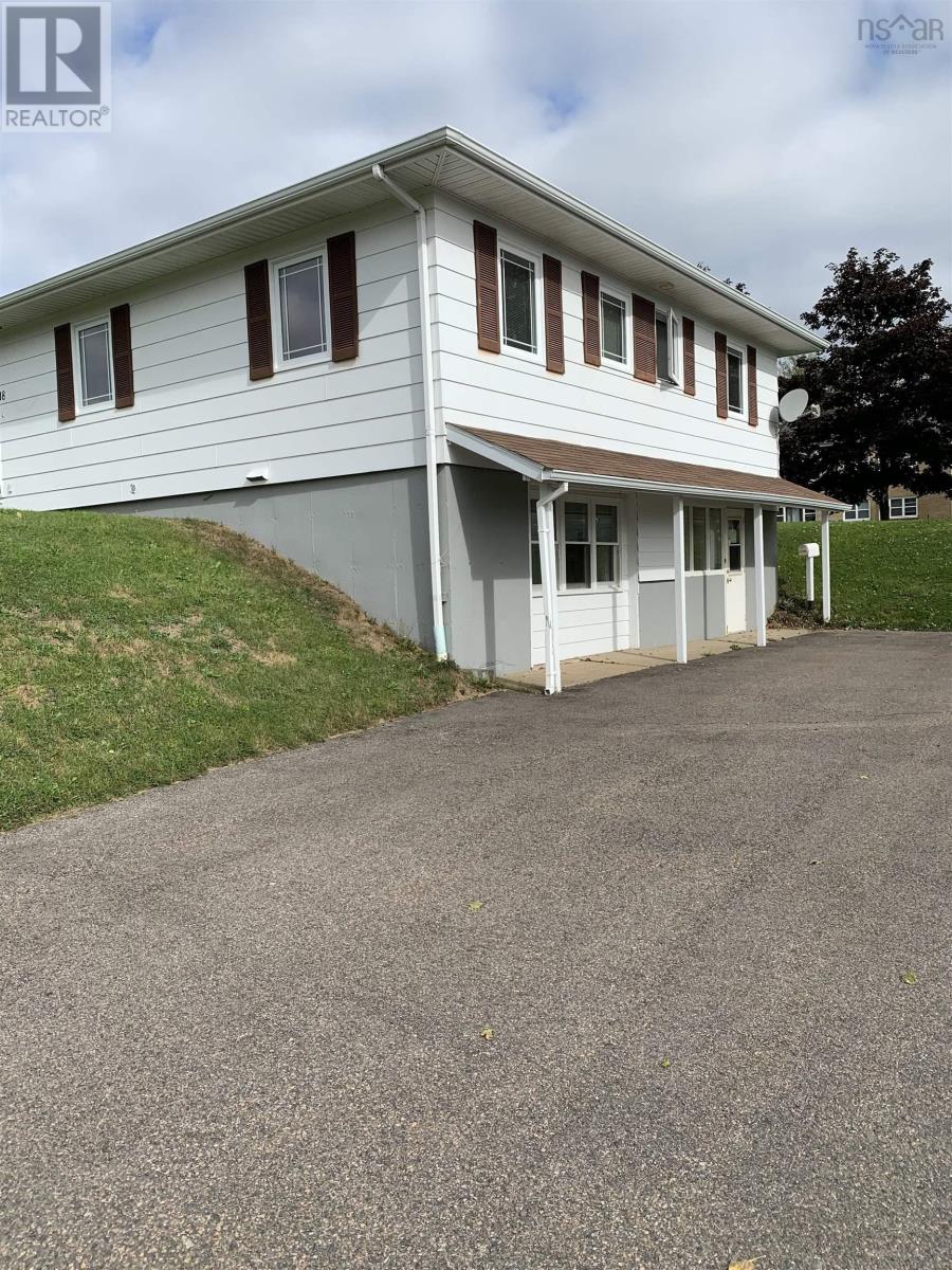 18 Sydney Road Road, Port Hawkesbury, Nova Scotia  B9A 3A4 - Photo 3 - 202605723