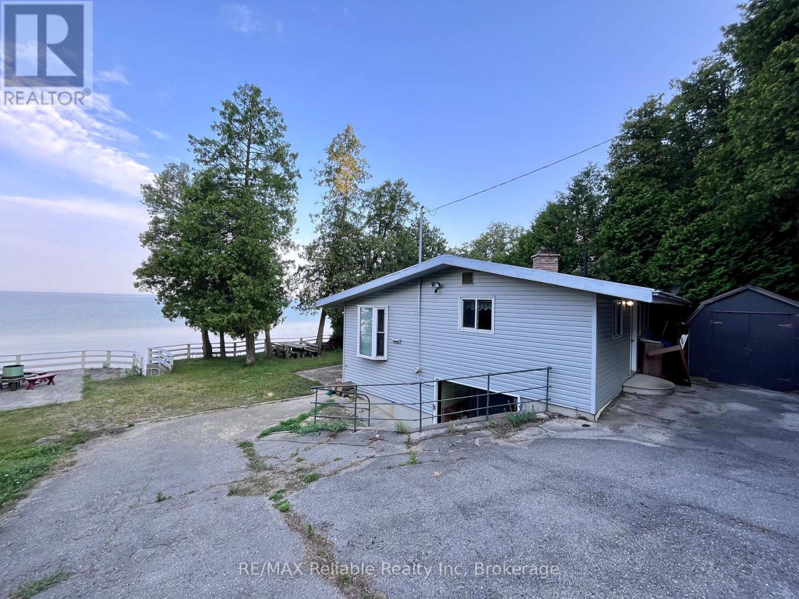 83405 Cedar Bank Drive, Ashfield-Colborne-Wawanosh, Ontario  N7A 3X9 - Photo 6 - X12930882
