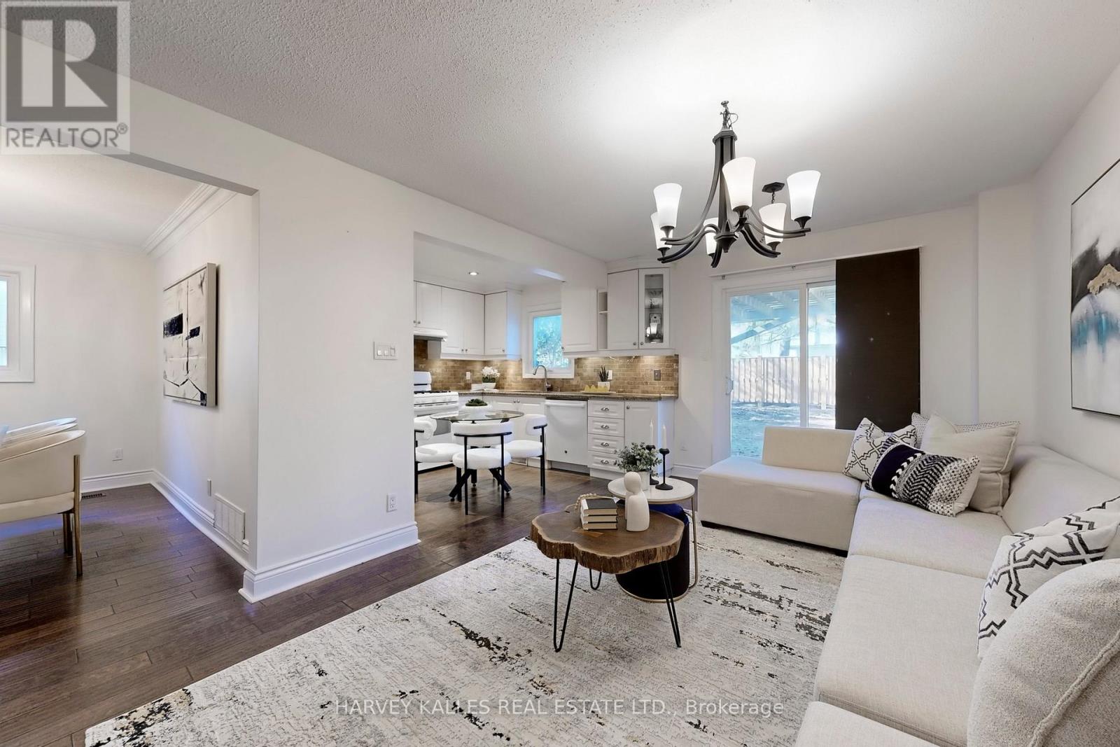 62 Dersingham Crescent, Markham, Ontario  L3T 4E8 - Photo 20 - N12562662