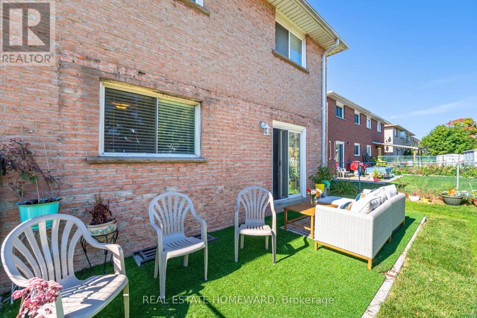 309 Royal Salisbury Way, Brampton, Ontario  L6V 3G4 - Photo 44 - W12928168