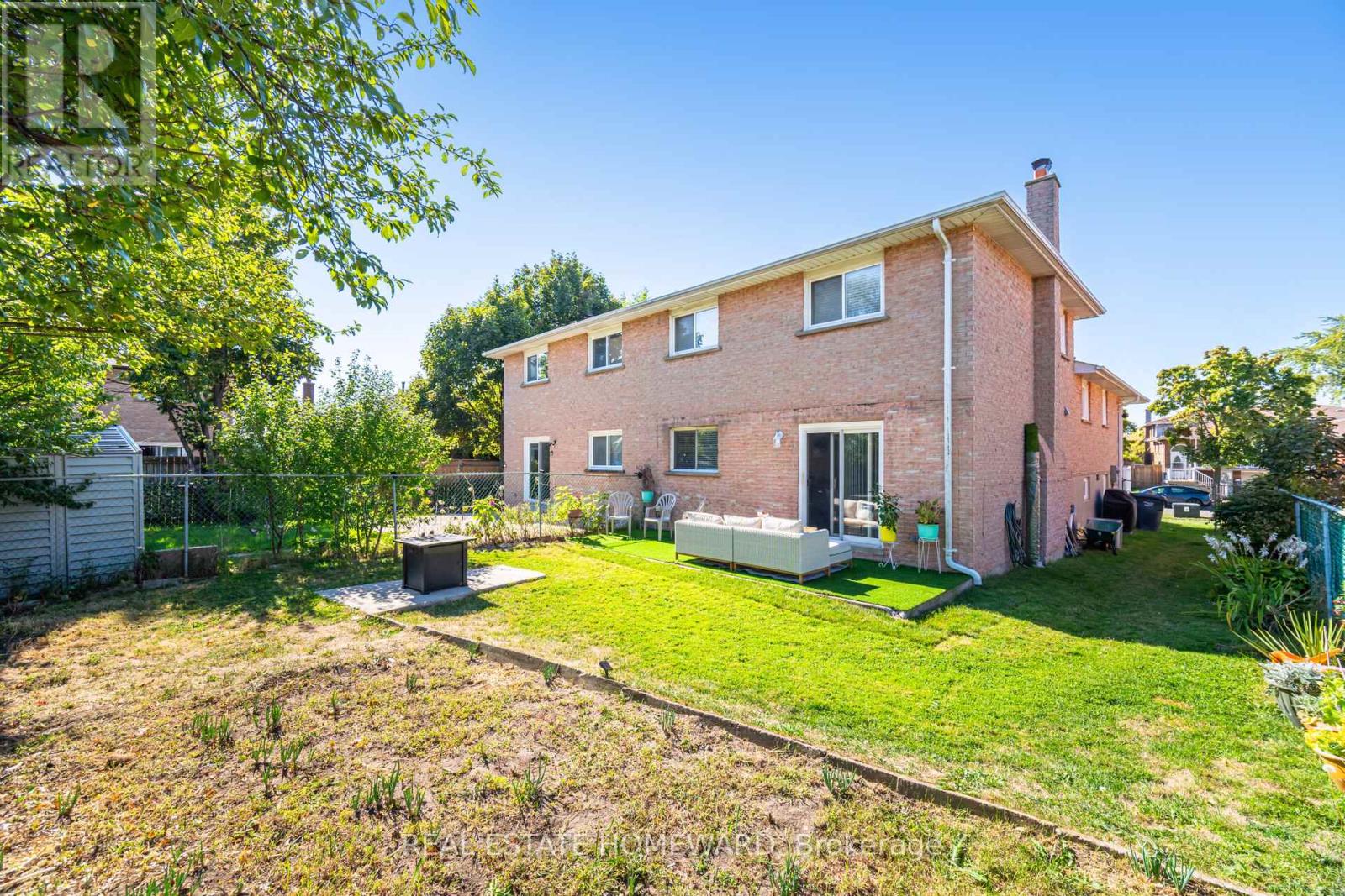 309 Royal Salisbury Way, Brampton, Ontario  L6V 3G4 - Photo 45 - W12928168