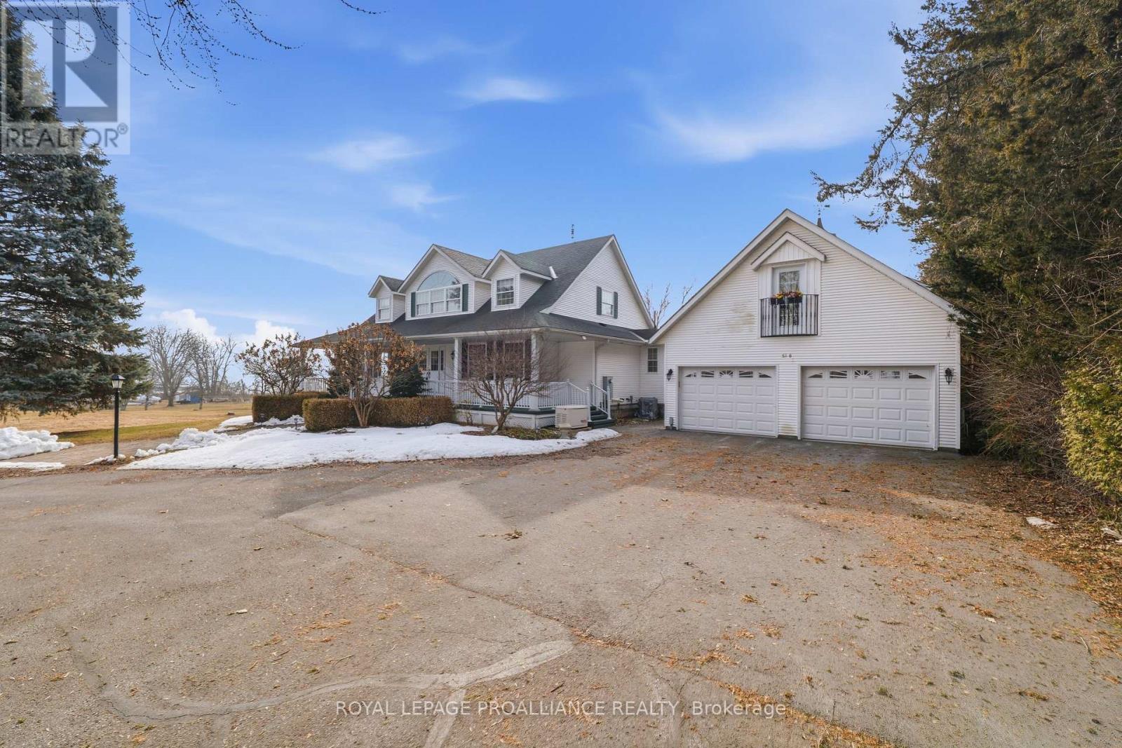 630 Old Highway 2, Quinte West, Ontario  K8V 5P5 - Photo 2 - X12927594