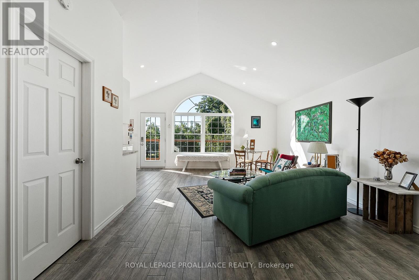 630 Old Highway 2, Quinte West, Ontario  K8V 5P5 - Photo 34 - X12927594