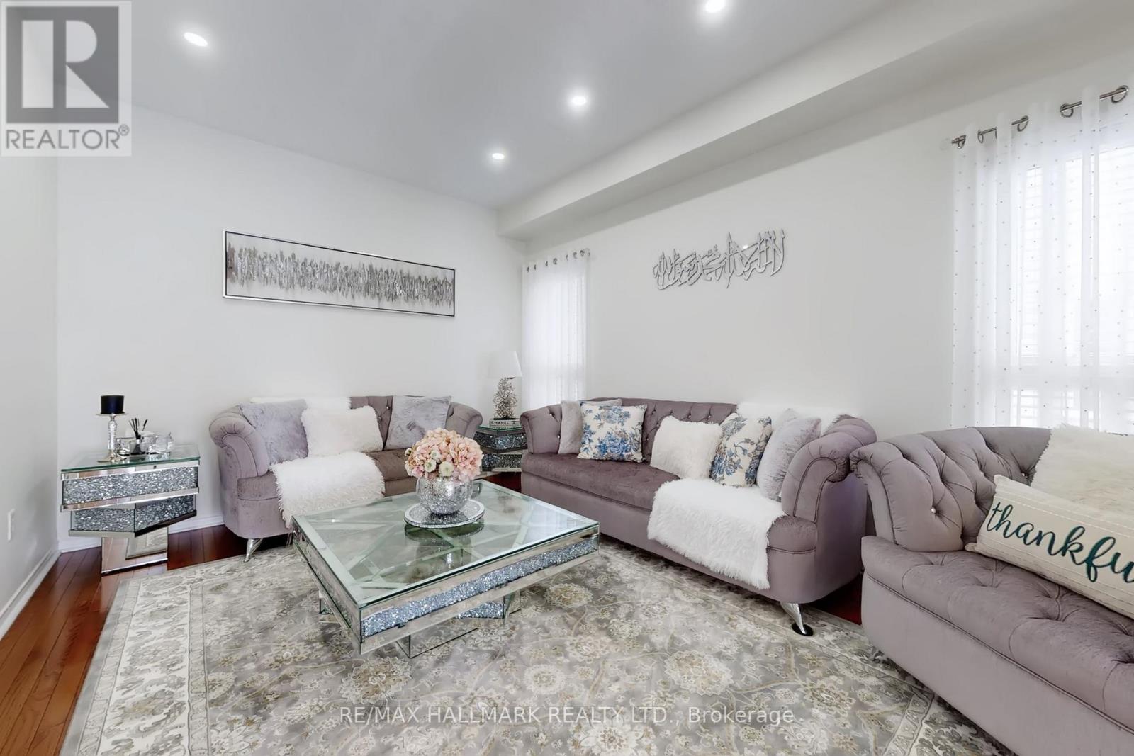 1348 Wallig Avenue, Oshawa, Ontario  L1K 0J5 - Photo 3 - E12908500