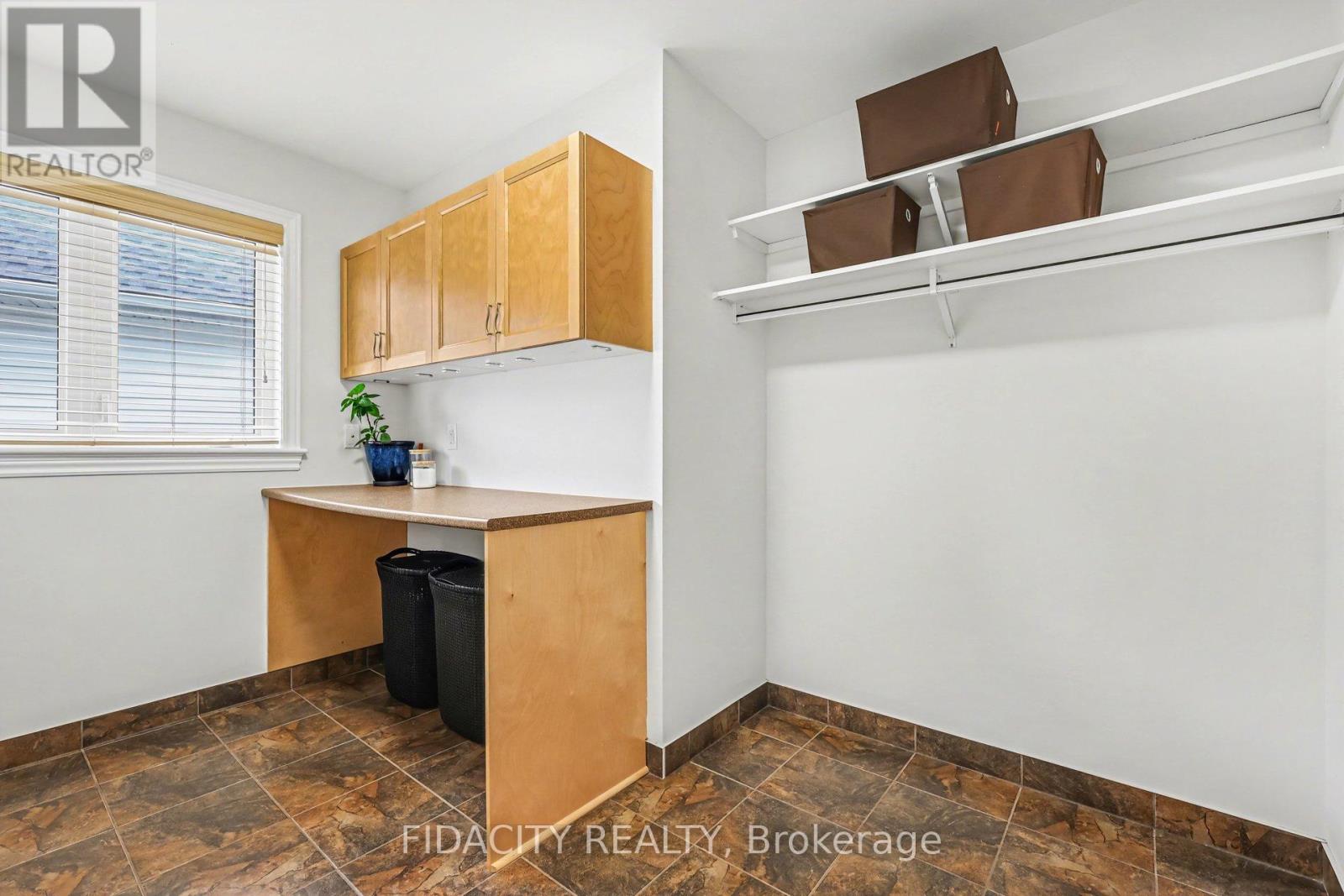 514 Bryce Place, Ottawa, Ontario  K2S 0N2 - Photo 29 - X12928958