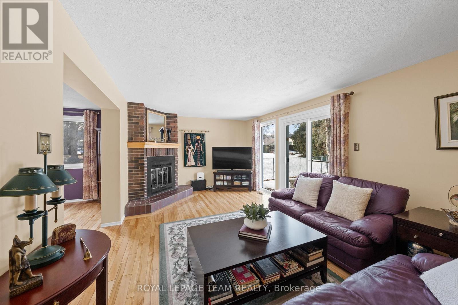 7942 Decarie Drive, Ottawa, Ontario  K1C 2K3 - Photo 12 - X12931652