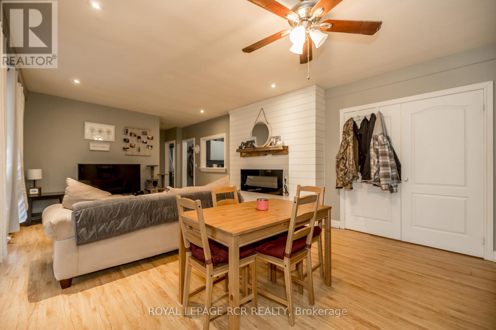 1 - 22 Centre Street, Bradford West Gwillimbury (Bradford), Ontario  L3Z 2P7 - Photo 3 - N12931672