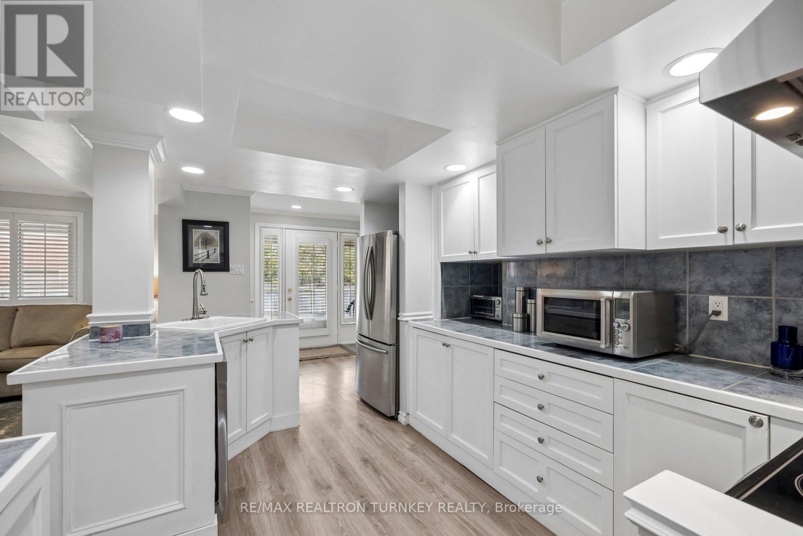 323 Harry Beer Court, Newmarket, Ontario  L3Y 8M2 - Photo 34 - N12924916