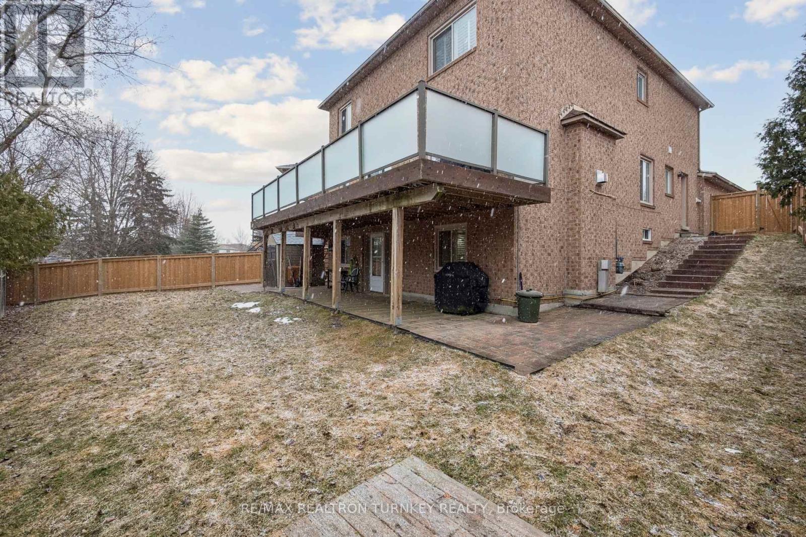 323 Harry Beer Court, Newmarket, Ontario  L3Y 8M2 - Photo 46 - N12924916