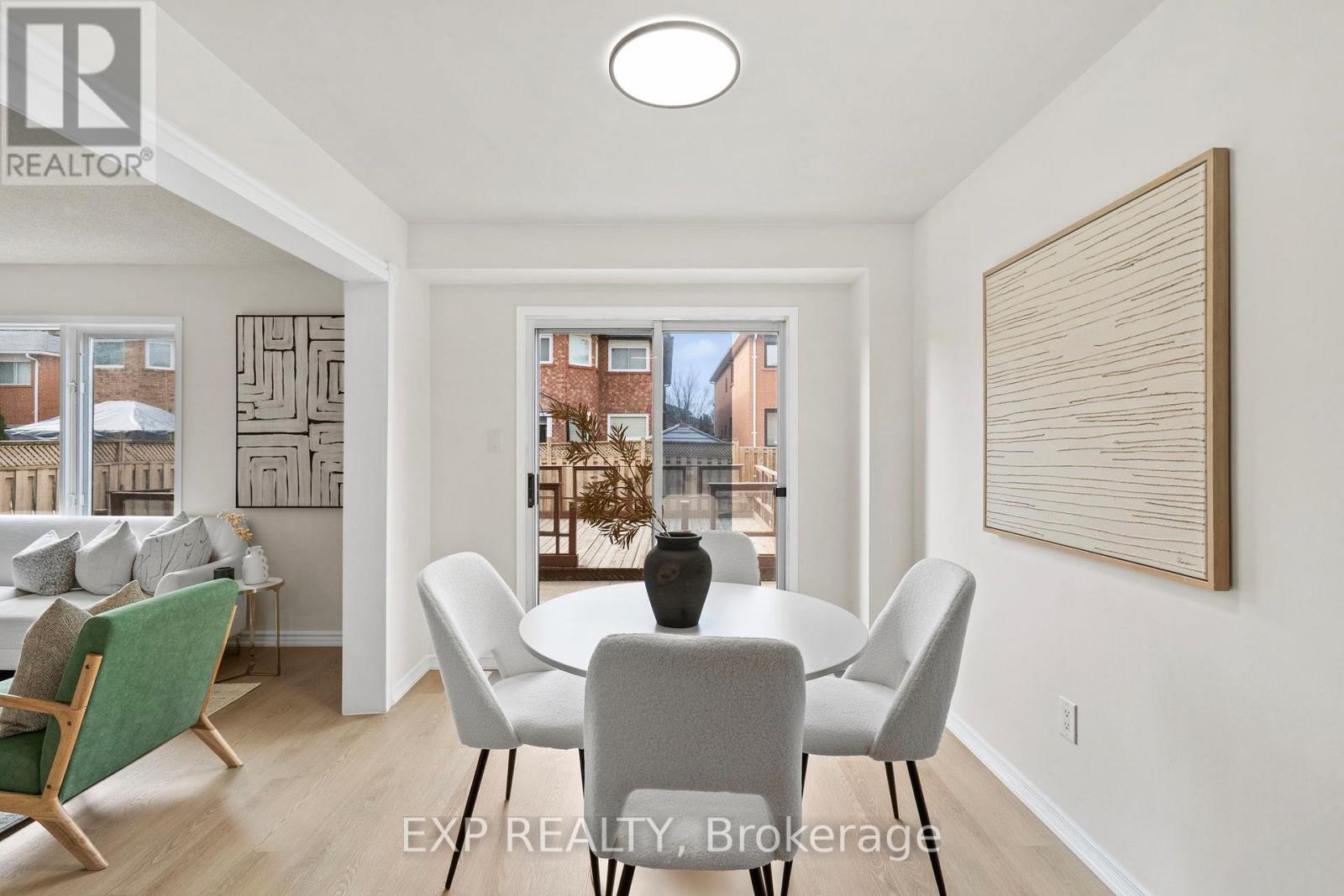 3365 Nutcracker Drive, Mississauga, Ontario  L5N 6E6 - Photo 8 - W12920086