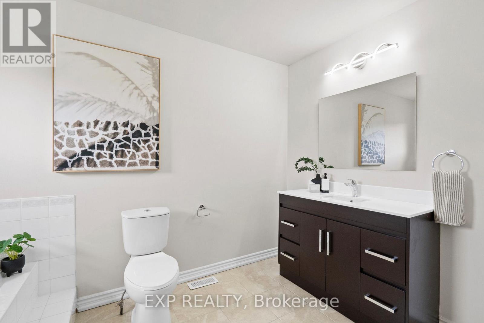 3365 Nutcracker Drive, Mississauga, Ontario  L5N 6E6 - Photo 28 - W12920086