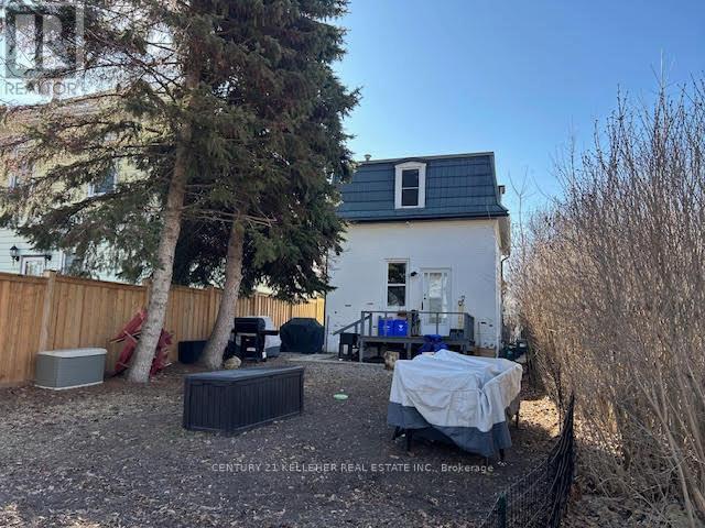 45 King Street, Halton Hills, Ontario  L7G 2G3 - Photo 3 - W12931670