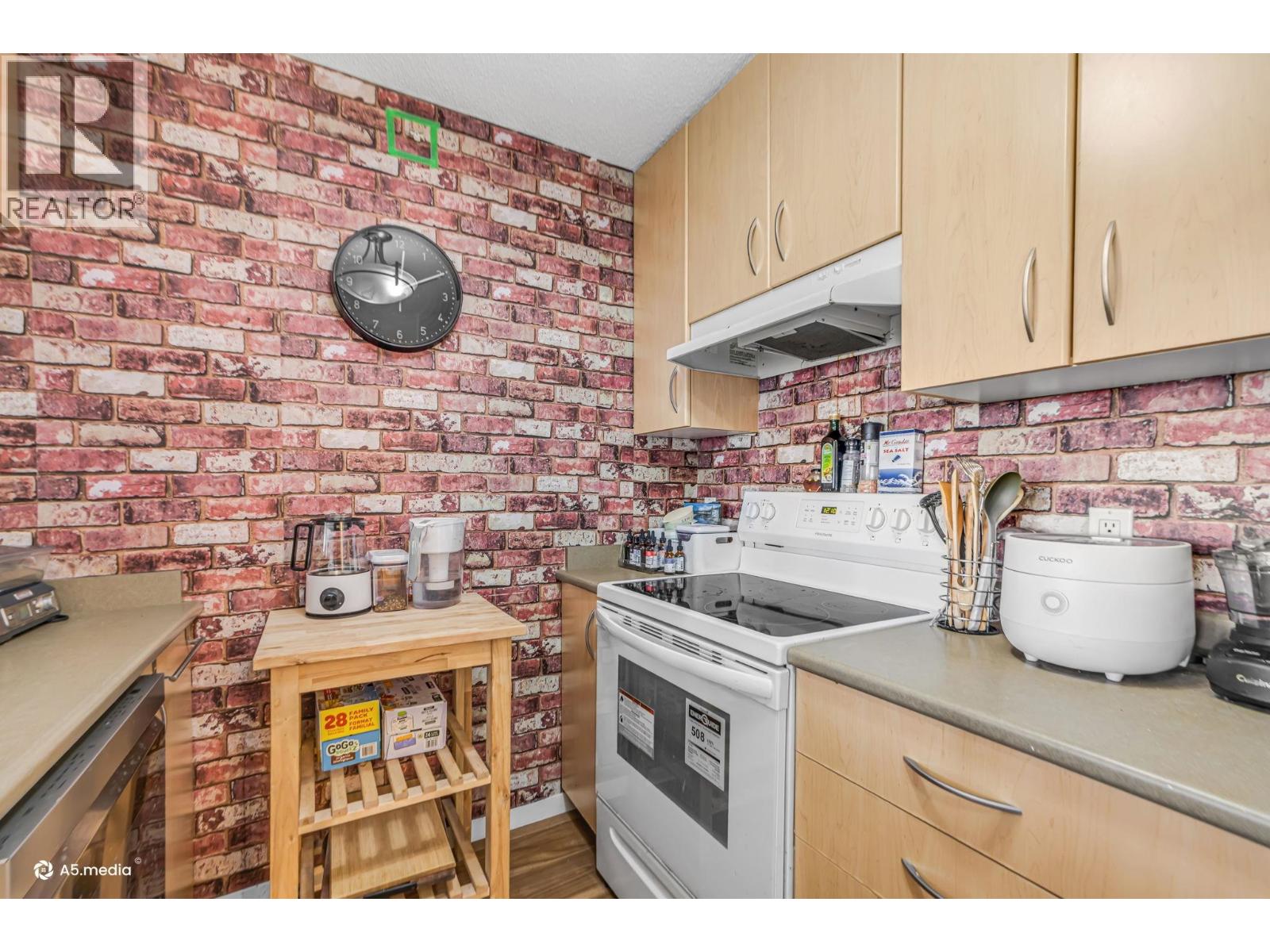 2508 3663 Crowley Drive, Vancouver, British Columbia V5R 6H4 - Photo 9 - R3102484