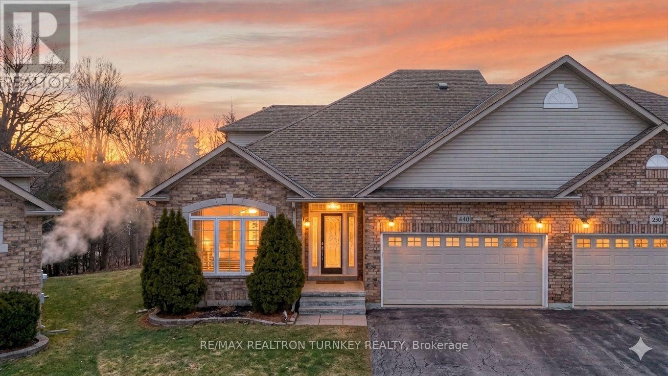 440 Morley Cook Crescent, Newmarket, Ontario  L3X 2M3 - Photo 50 - N12839592